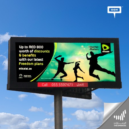 Etisalat UAE Offers Discounts & Benefits Worth AED 800 on New Freedom Bundles via Dubai's Billboards